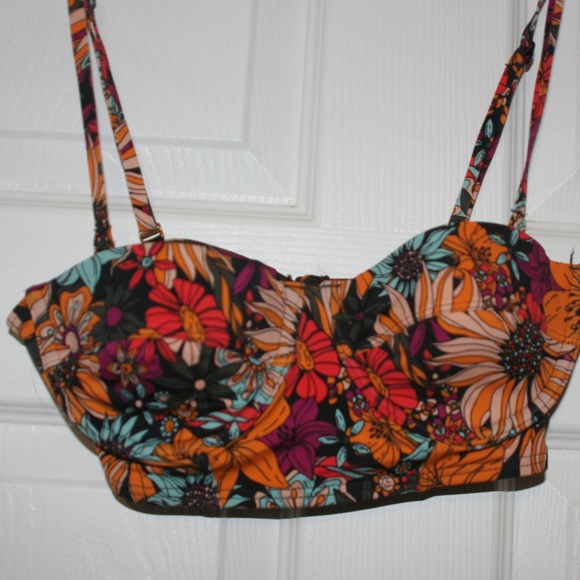 Floral Bralette swimsuit clasp back - Picture 3 of 4